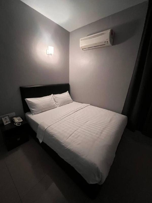 Royale City Hotel - 10 Min From Klia Klia 2 Airport Sepang Exterior photo