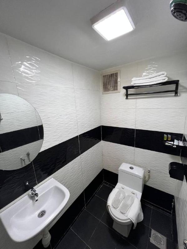 Royale City Hotel - 10 Min From Klia Klia 2 Airport Sepang Exterior photo
