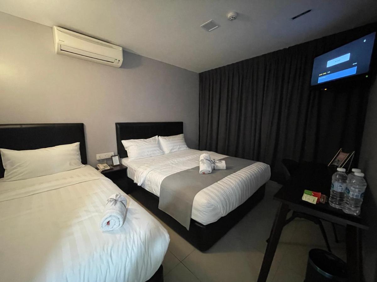 Royale City Hotel - 10 Min From Klia Klia 2 Airport Sepang Exterior photo