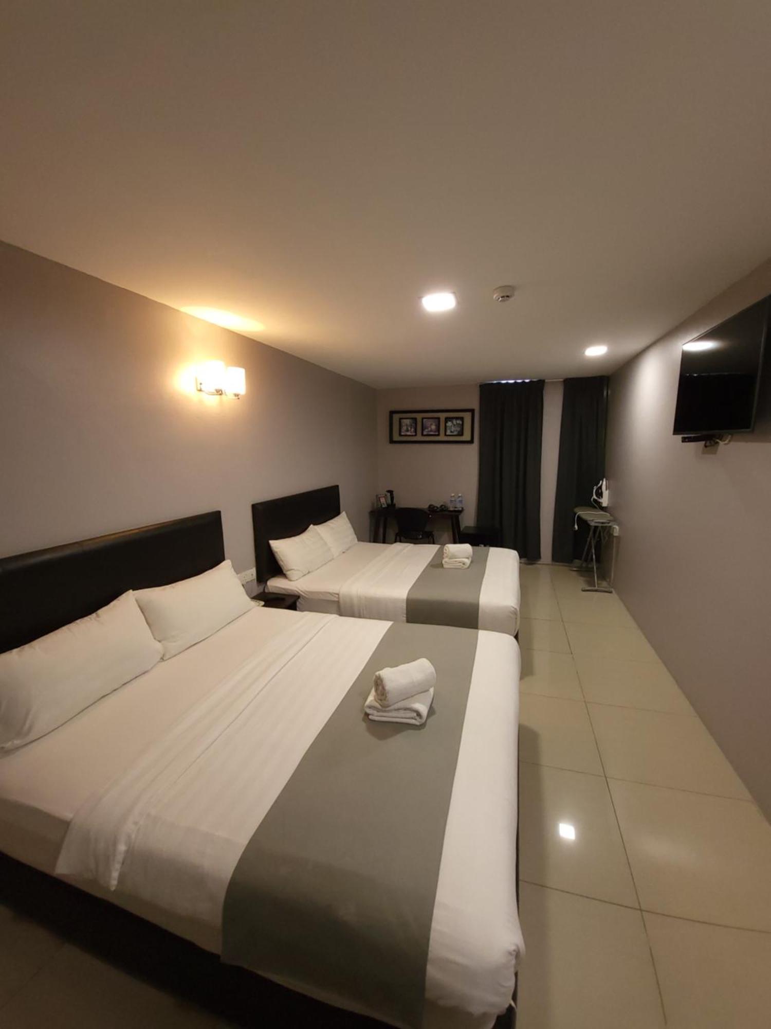 Royale City Hotel - 10 Min From Klia Klia 2 Airport Sepang Exterior photo
