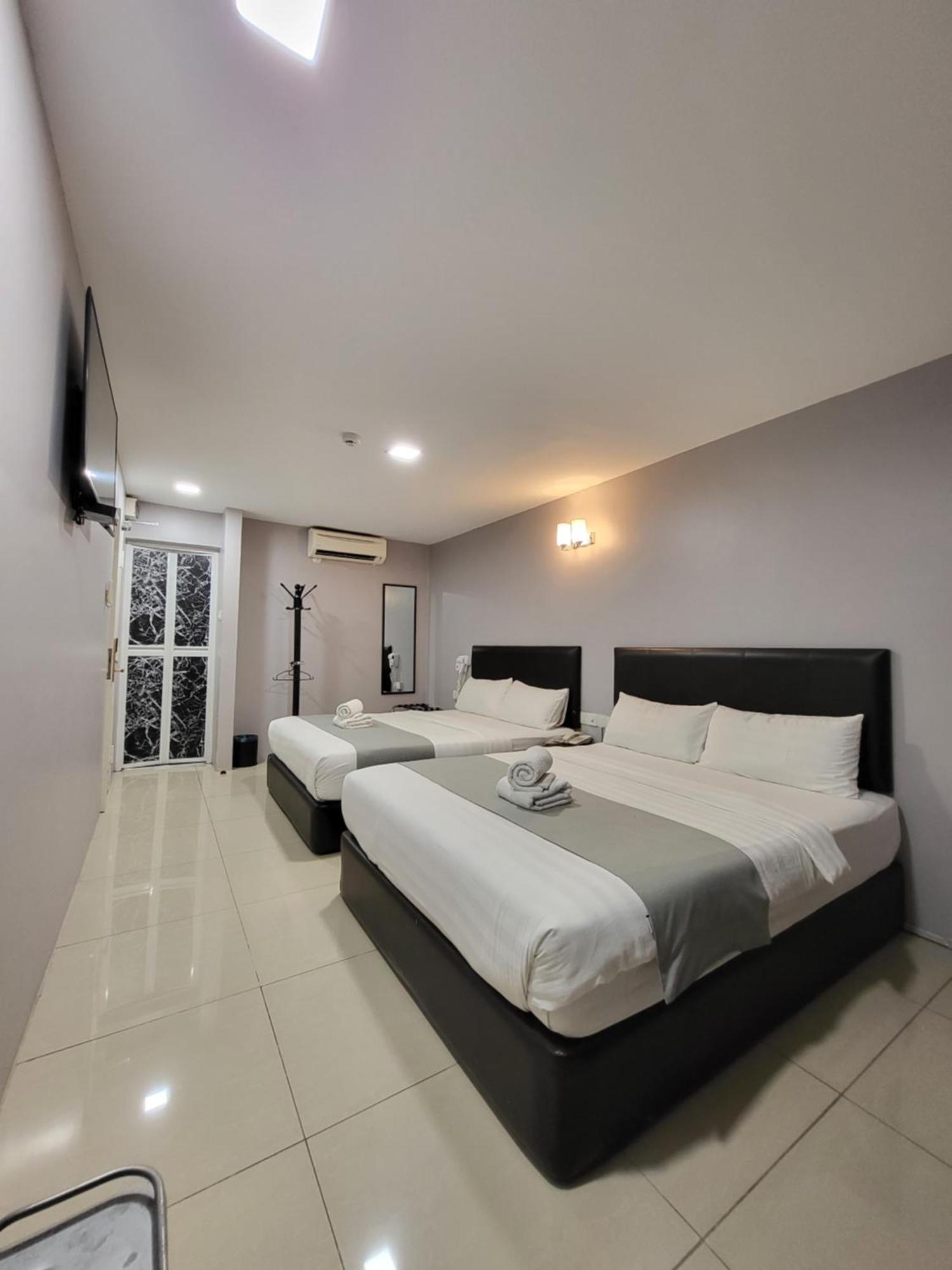 Royale City Hotel - 10 Min From Klia Klia 2 Airport Sepang Exterior photo